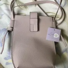 Libly新品未使用タグ付　オシャレピンクショルダーポーチ携小物入れ