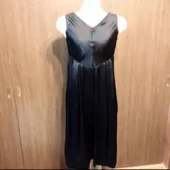 【美品！サラサラ！光沢！】ARTISANノースリーブワンピース！
