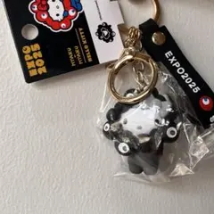 ハローキティ　関西大阪万博 黒ミャクミャク サンリオ 立体マスコットキーホルダー