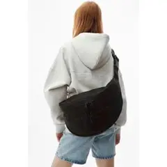 Alexander Wang アレキサンダーワンビッグベルトバッグです