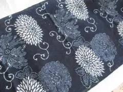 5818　古布　型染め　木綿　藍染め　　菊柄　　33ｘ77ｃｍ