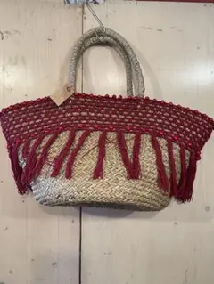 処分品　赤とベージュのフリンジトートバッグ　 モナンジュルイーズ