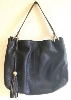 A4入ります FURLA (フルラ)ショルダーバッグ 秀品