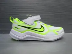 新品　Nike　22.0㎝