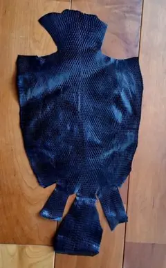 リザードレザー　ブラックA