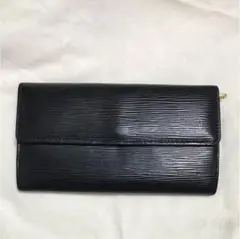 ルイヴィトンエピ 長財布 (LOUIS VUITTON)
