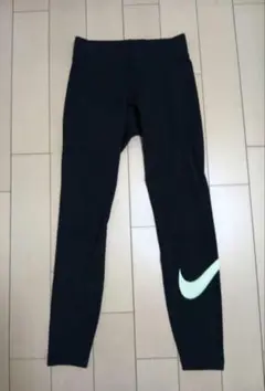 Nike ブラック レギンス ロゴ入りXSサイズ①