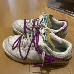Nike ホワイト/パープル スニーカー