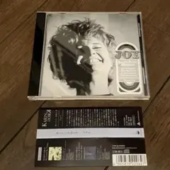 カーリン・クローグ　ジョイ