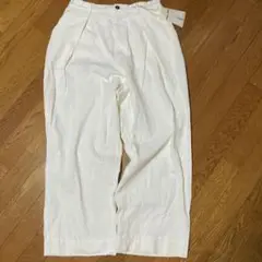 【未使用品】Badhiya 1タックワイドパンツ（生成りホワイト）