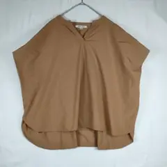 ROSIEE ブラウン Vネック トップス