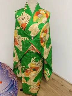 豪華振袖 寿光織 駒刺繍 舞扇花文 金彩正絹