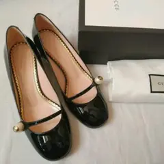グッチ GGパール付きエナメル パンプス37