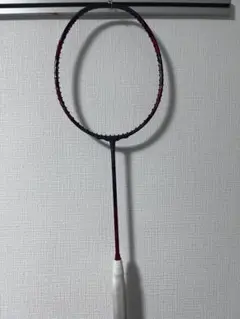 バドミントンラケット 赤黒アークセイバー11プロ3UG5ジャンク品