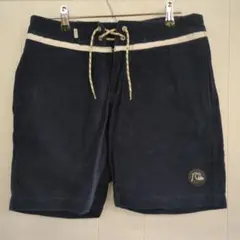 quik silver corduroy shorts W29 navy