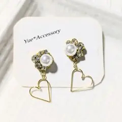 141　ハンドメイド☆ビジューピアス／イヤリング
