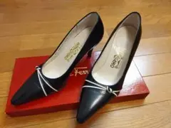 フェラガモ パンプス サイズ5.5C 7cmヒール