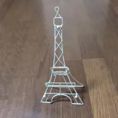 飾り　エッフェル塔のかたち