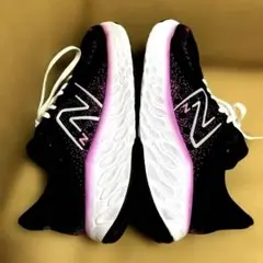 New Balance Fresh Foam 1080 ブラック/ピンク