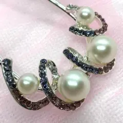 Item thumbnail for item 91cfbe9c-684c-4b57-9dfb-0ec974a91422