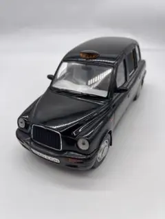 Item thumbnail for item 7b856f4a-c9d7-4248-85f0-88e8ac9b4b7a