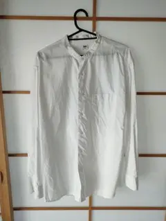 □ホワイト 長袖シャツ □UNIQLO□Mサイズ□バンドカラー□スタンドカラー□