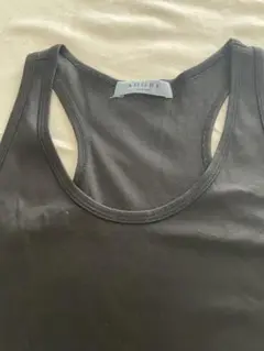 ADORE ブラック タンクトップ 38
