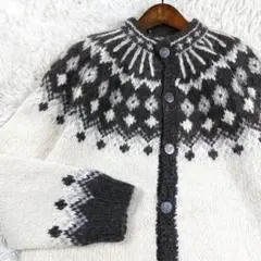 Item thumbnail for item 932a0d66-5769-4ea9-82e7-c354eeeb9b83