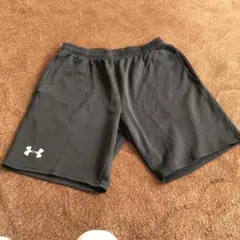 Under Armour ブラック ハーフパンツ