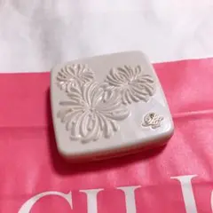 ポール ＆ ジョー チーク