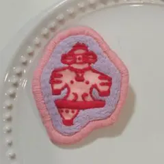 刺繍　遮光器土偶　ブローチ／ワッペン