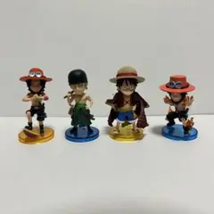 ワンピース　ワールドコレクタブルフィギュア