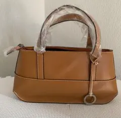 beluga ベルーガ　ハンドバッグ　キャメル