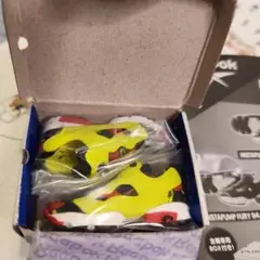 リーボック　ポンプフューリー　ミニフィギュア　ガチャ　Citron