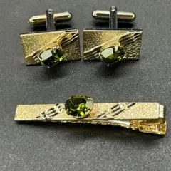 Item thumbnail for item 3ff4405a-fdaf-4bdb-b022-6a8a5dbc5bd4