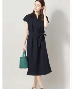 新品　スーツカンパニー　ベルテッドワンピース　撥水加工＆UVカット機能付き