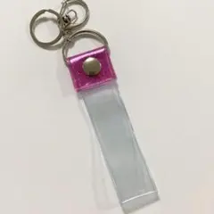 銀テープ　小１個　テープホルダー ピンク 簡単収納 キーホルダー ストラップ