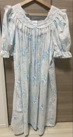 ロリータワンピース