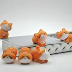フチが好きなシマトラねこちゃんマスコット6個