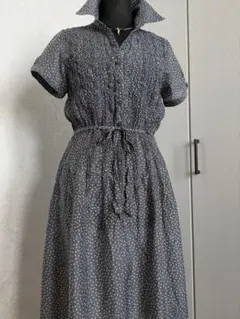 ドット柄シャツワンピース グレー、シルク