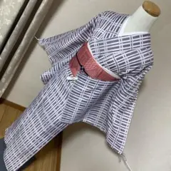 落ち着いた藤色の変わり格子が粋な洗える着物
