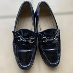 GUCCI グッチ　黒 エナメル ローファー 金属バックル　36