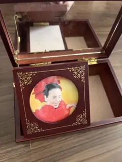 美空ひばり オルゴール付きアクセサリー ケース　非売品