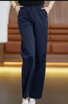 ソフトストレッチクロップドパンツ