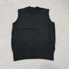 GU ジーユー　ダークグレー ノースリーブセーター ニット　Lサイズ