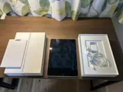 iPad 第9世代（10.2インチ Wi-Fiモデル64GB シルバー）