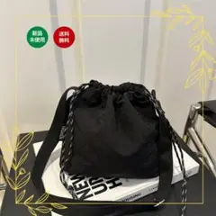 黒 ブラック ショルダーバッグ ブラック 斜めがけ　レディース　シンプル　鞄