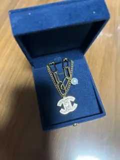 ロゴブレスレット