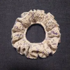 【夏休みラスト！セール中！】ハンドメイド ベージュと紫のフリルデザインシュシュ