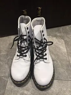 Item thumbnail for item 4008d78a-bb8a-4ffd-b4fc-681aa3330f33